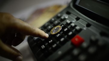 Reforma tributária: IVA de 28% e os impactos no Brasil