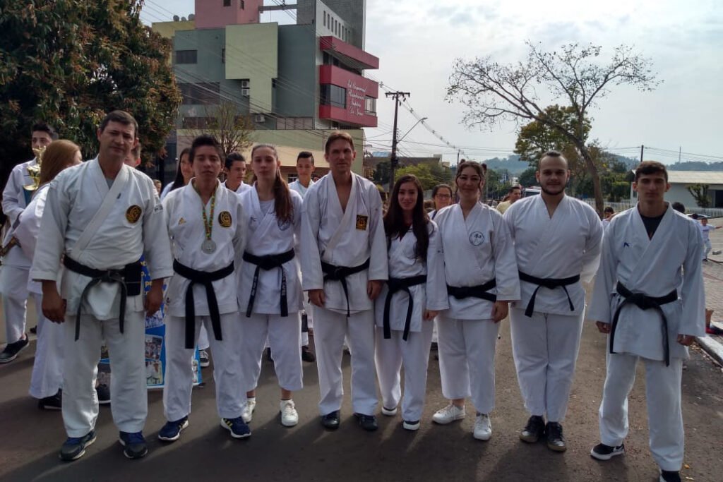 associacao_real_lince_de_karate-do