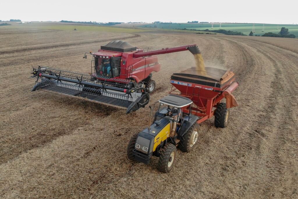 24/02/2021 - Cascavel, colheita de Soja