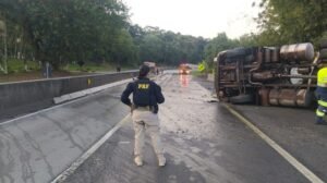 c1a9f21b-5f30-4efa-bbb0-53beded0172b